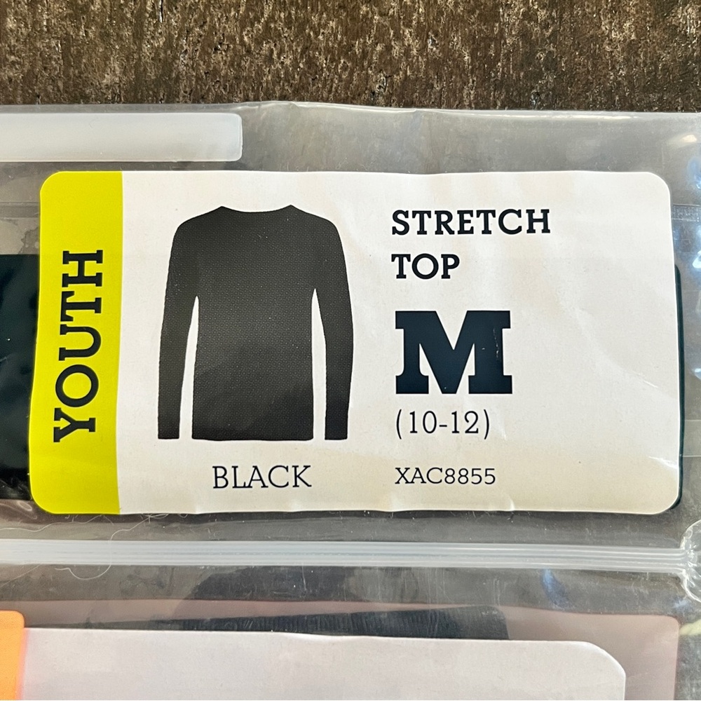 Magellan Outdoors Youth Black Long Sleeve Mid Weight Stretch Base Layer